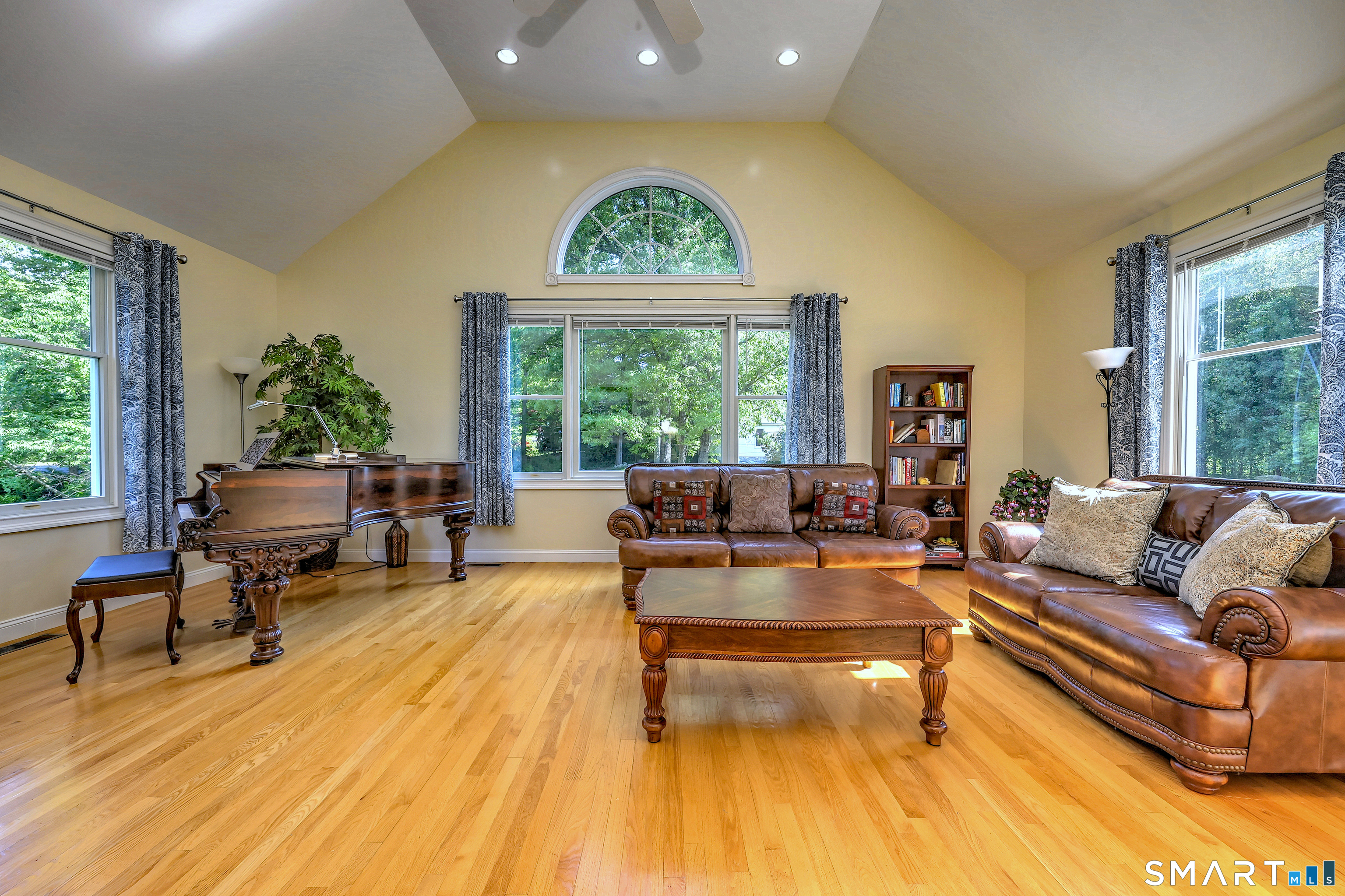 91 Cranbury Drive Trumbull CT 06611