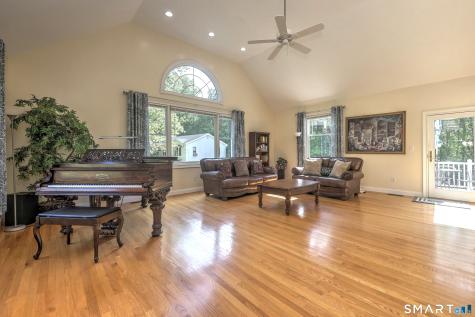 91 Cranbury Drive Trumbull CT 06611