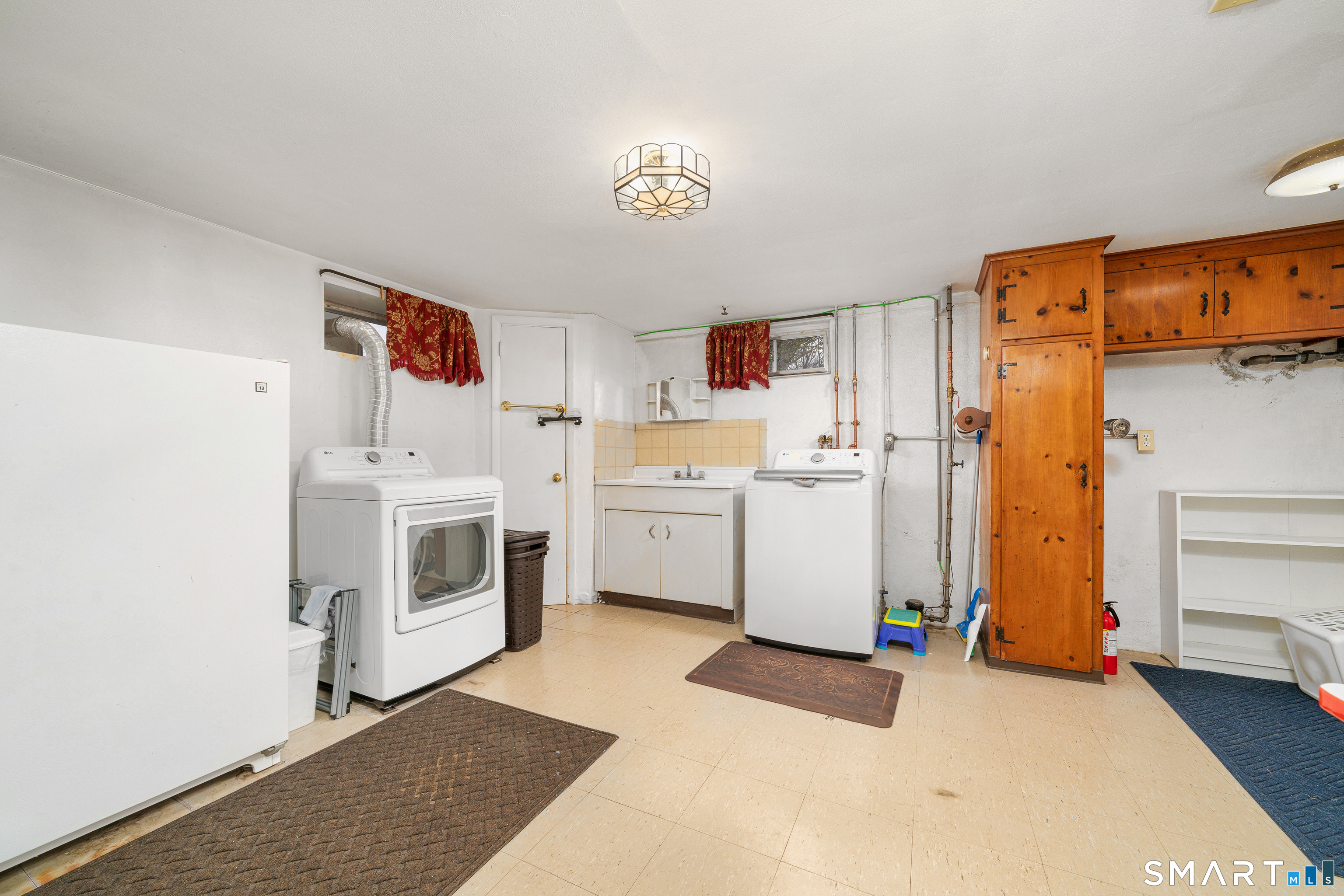 43 Edward Street Wethersfield CT 06109