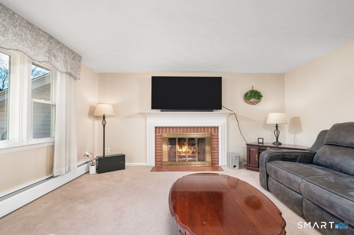 43 Edward Street Wethersfield CT 06109