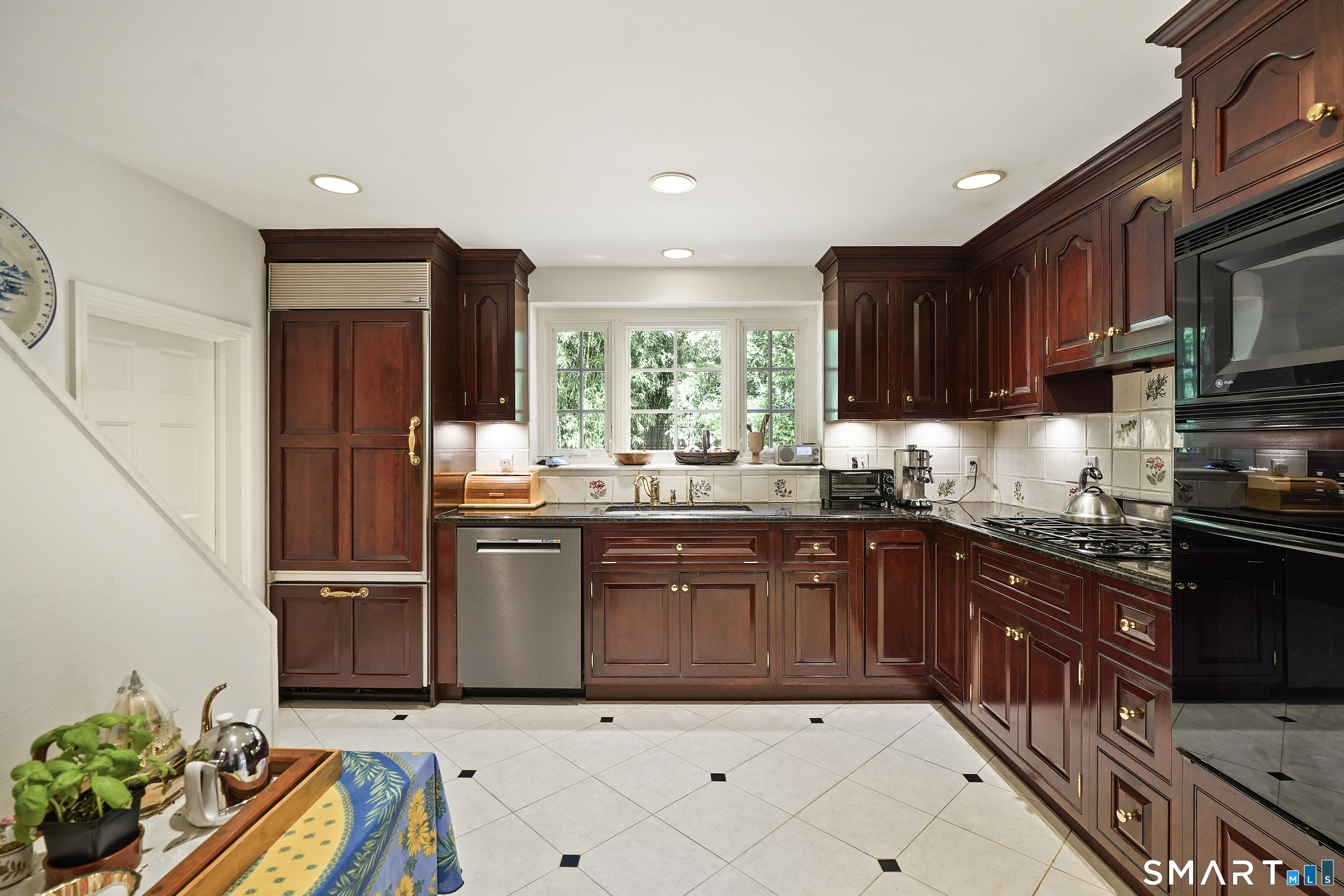 221 Hunting Ridge Road Stamford CT 06903