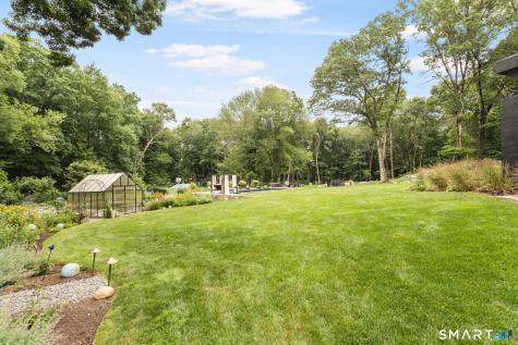 17 Pine Ridge Road Woodbridge CT 06525