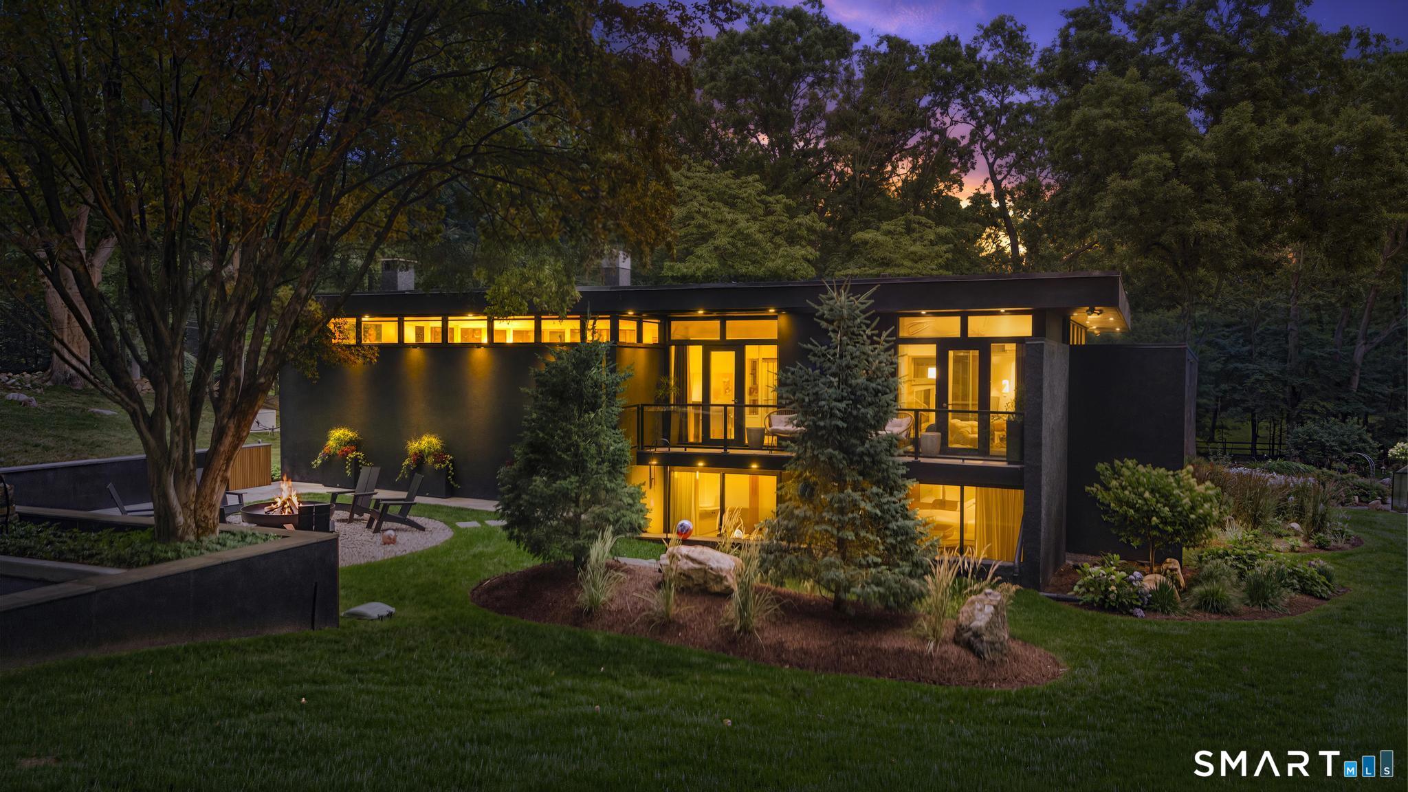 17 Pine Ridge Road Woodbridge CT 06525