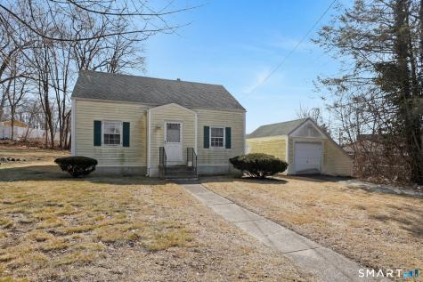 114 Minturn Place Bridgeport CT 06606