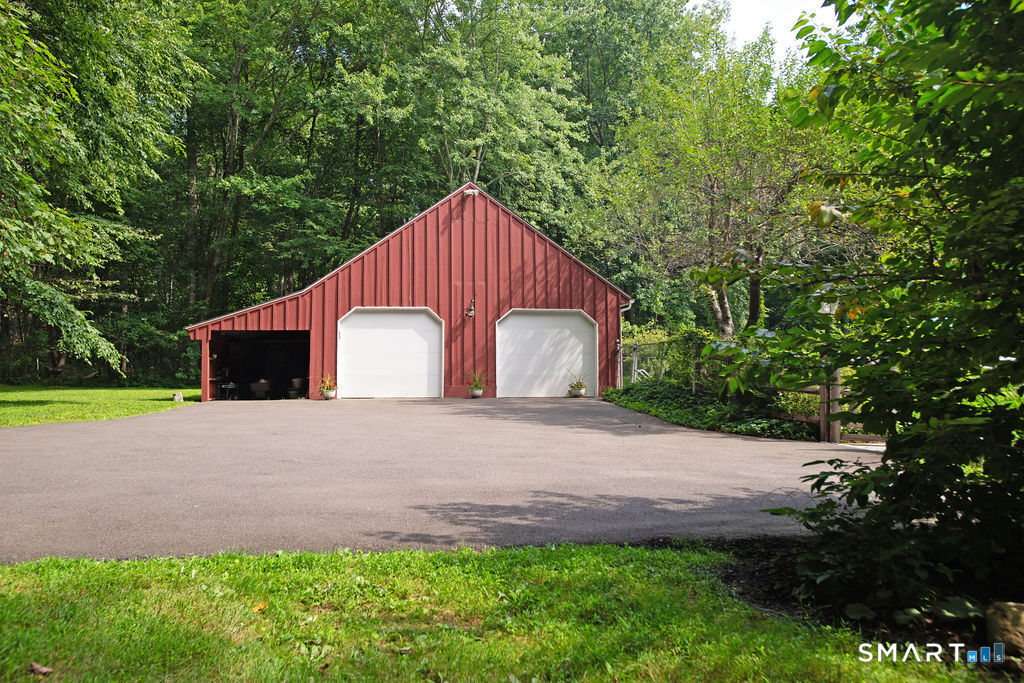 531 Cheese Spring Road New Canaan CT 06840