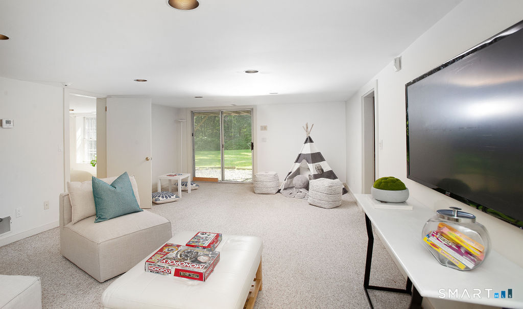 531 Cheese Spring Road New Canaan CT 06840