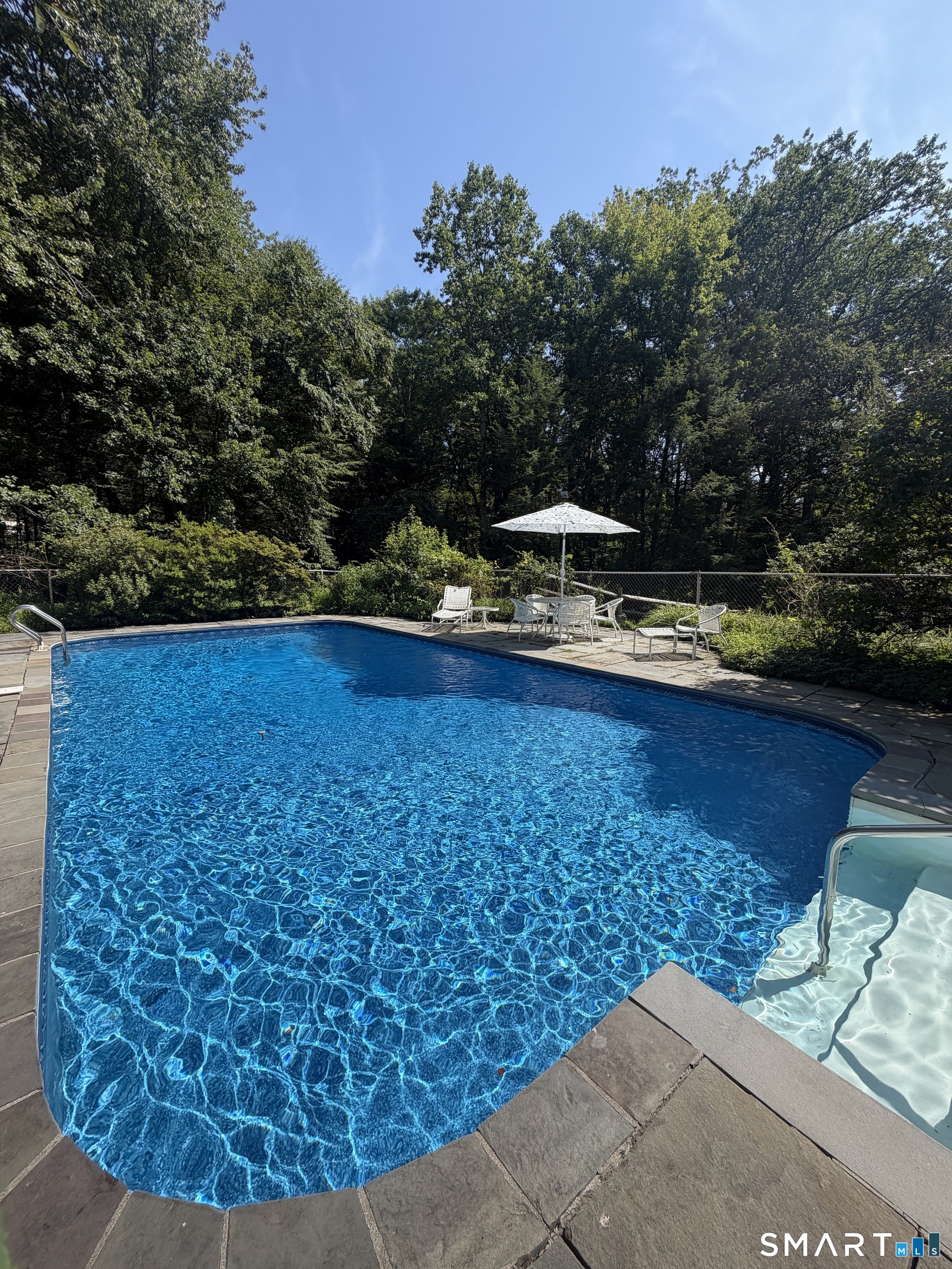 531 Cheese Spring Road New Canaan CT 06840