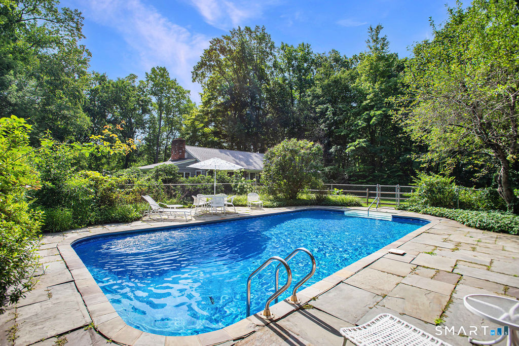 531 Cheese Spring Road New Canaan CT 06840