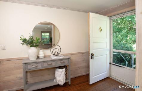 531 Cheese Spring Road New Canaan CT 06840