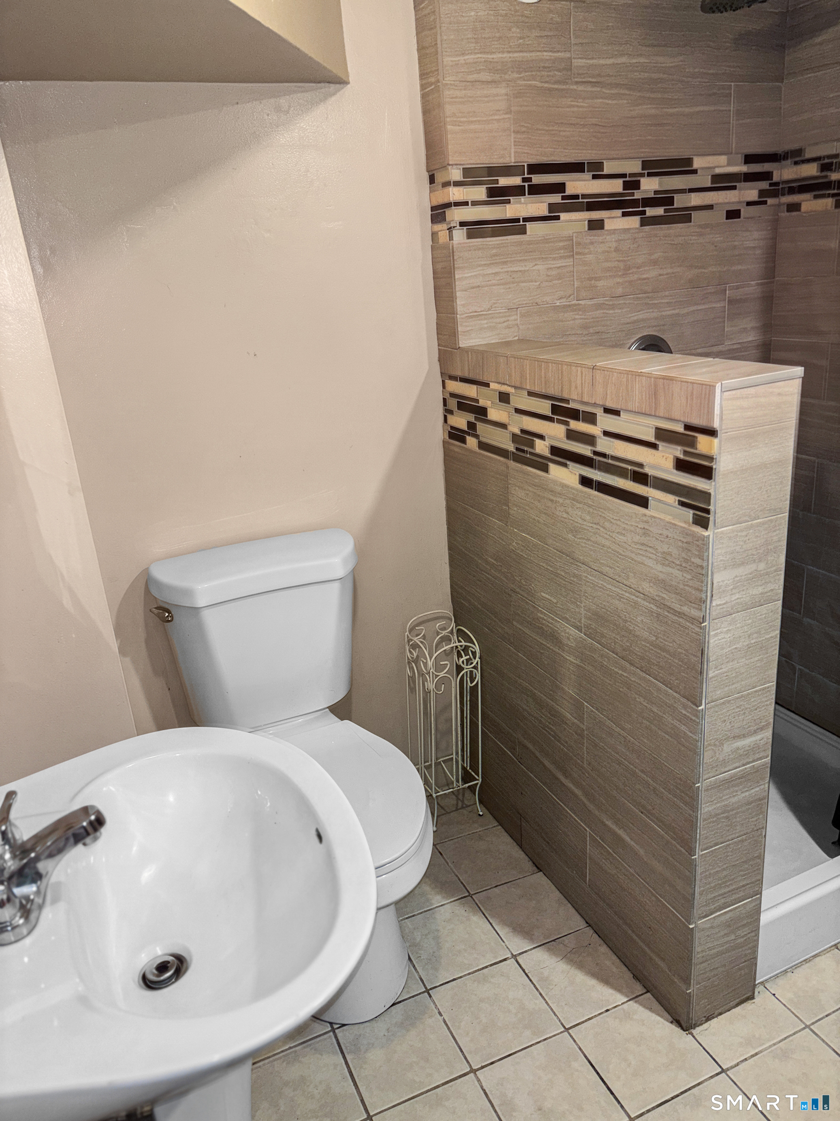 26 Newton Street Hamden CT 06514