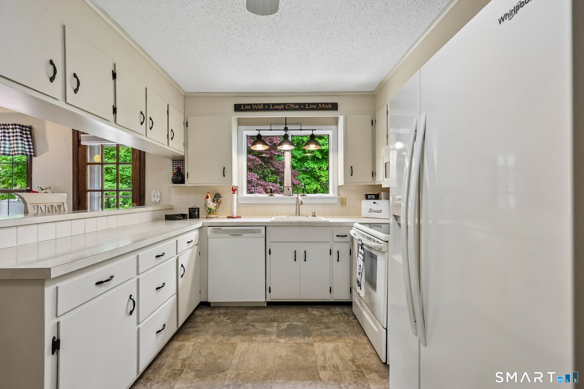 3 East Wharf Road Waterford CT 06385