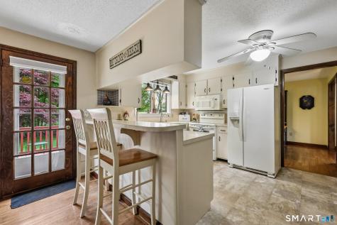 3 East Wharf Road Waterford CT 06385