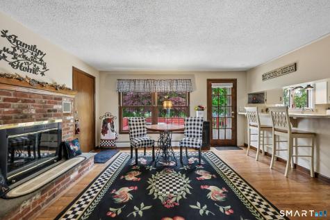 3 East Wharf Road Waterford CT 06385