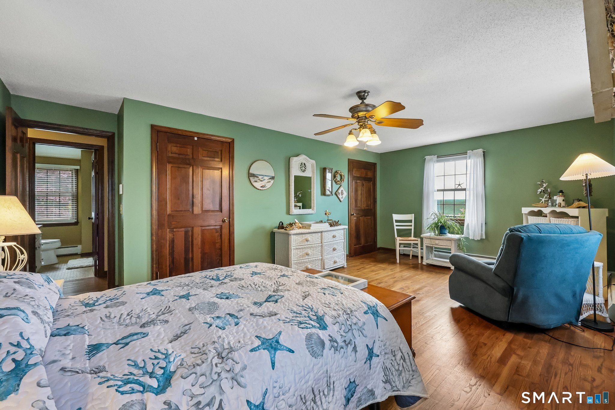 3 East Wharf Road Waterford CT 06385