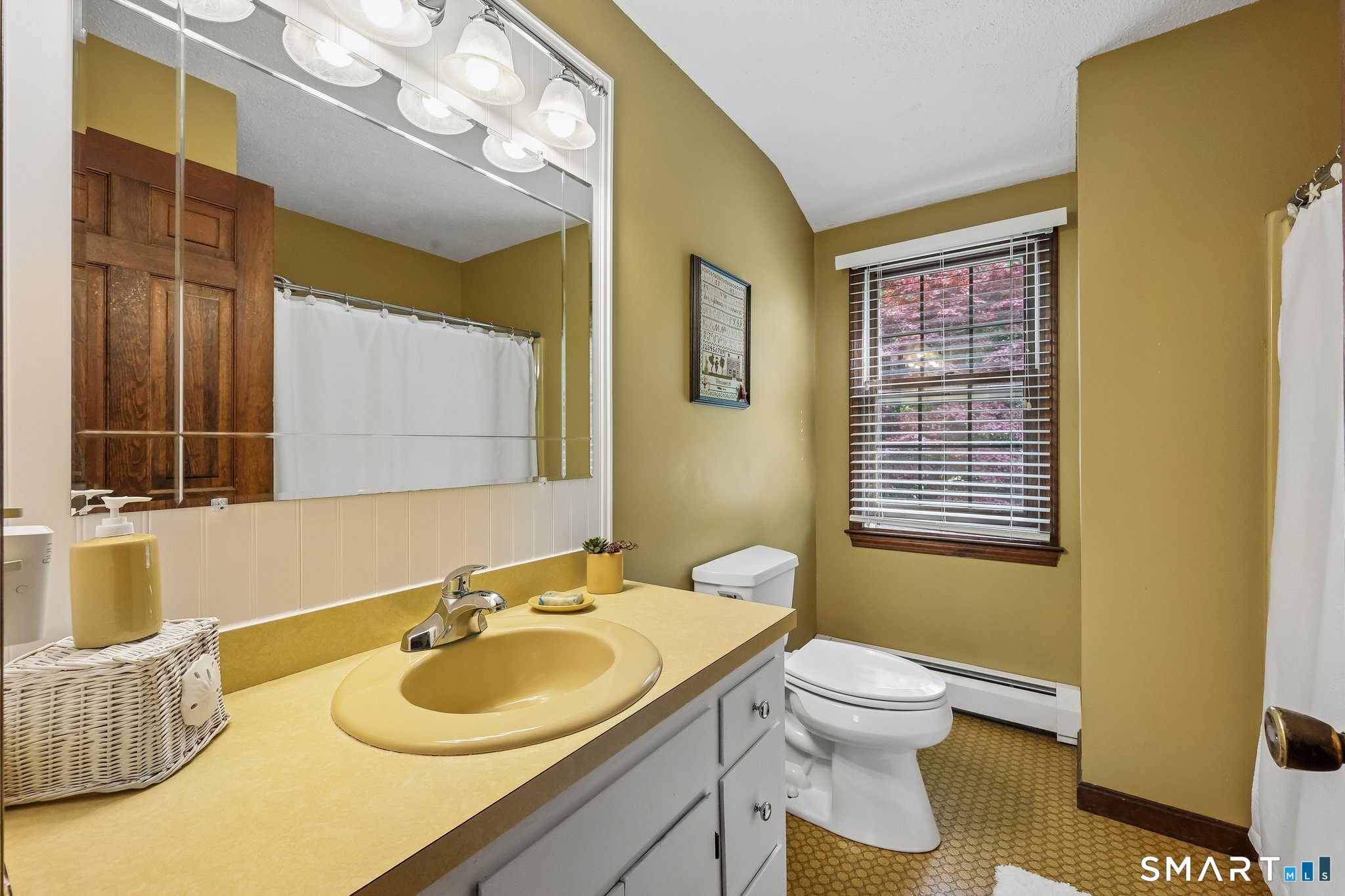 3 East Wharf Road Waterford CT 06385