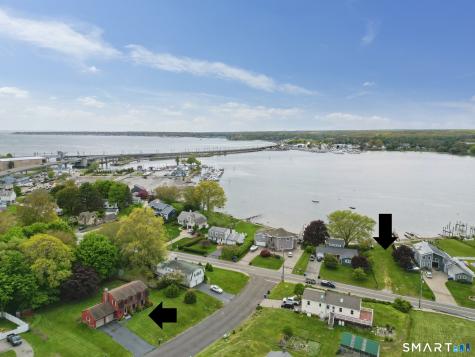 3 East Wharf Road Waterford CT 06385