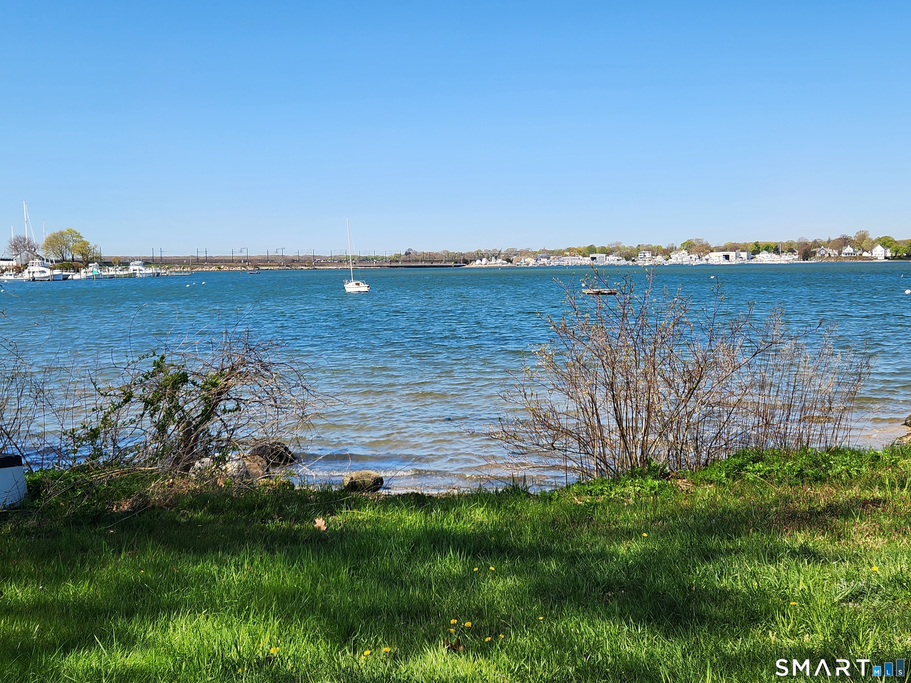 3 East Wharf Road Waterford CT 06385