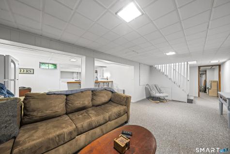 4 Whitewood Street Enfield CT 06082