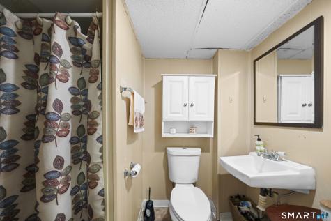 4 Whitewood Street Enfield CT 06082