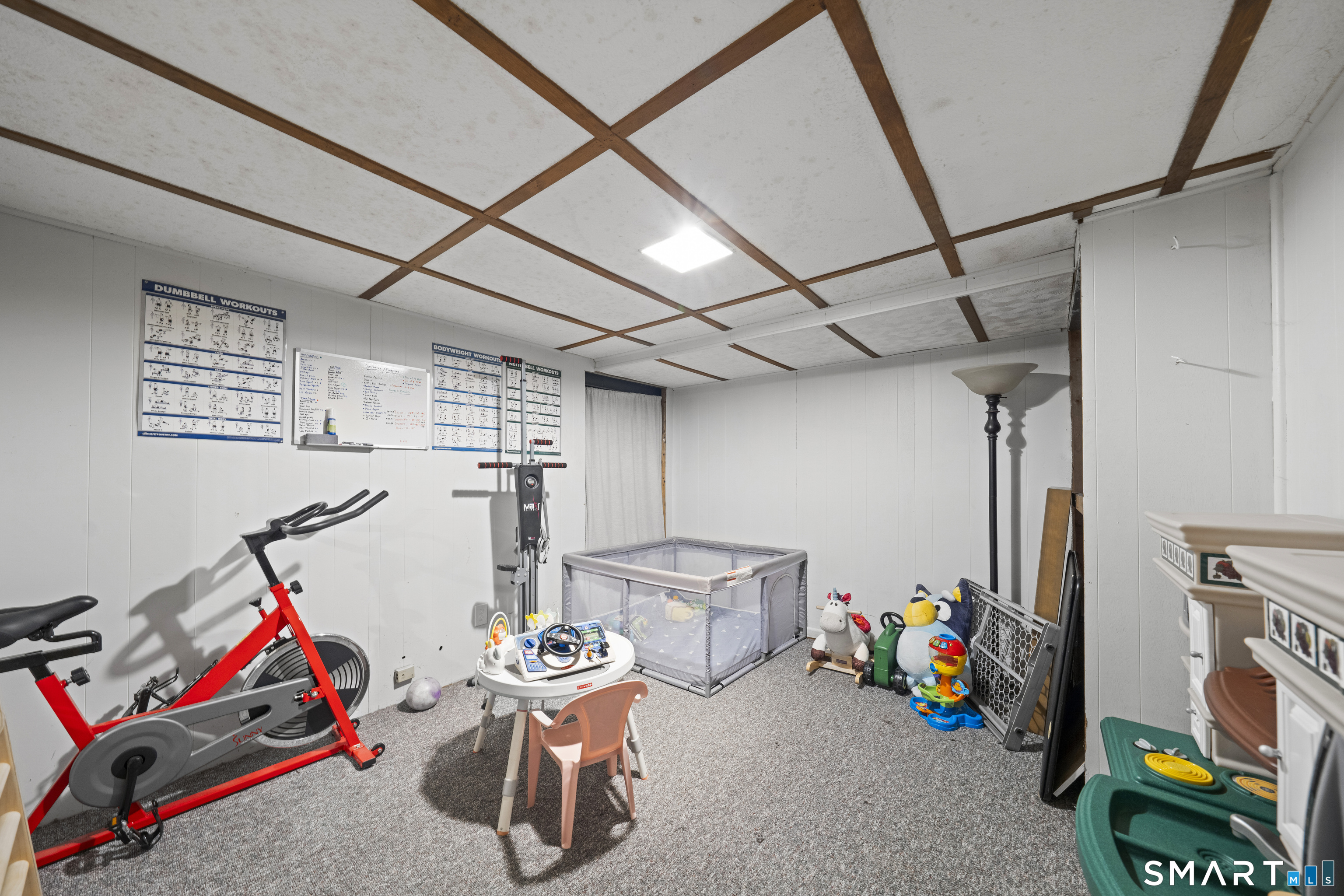 4 Whitewood Street Enfield CT 06082