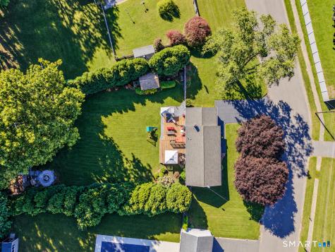 4 Whitewood Street Enfield CT 06082