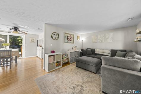 4 Whitewood Street Enfield CT 06082