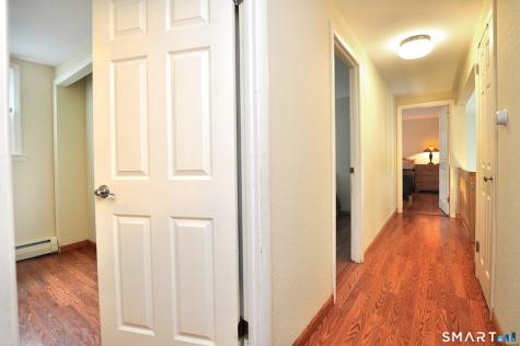16 Ellen Drive Farmington CT 06032