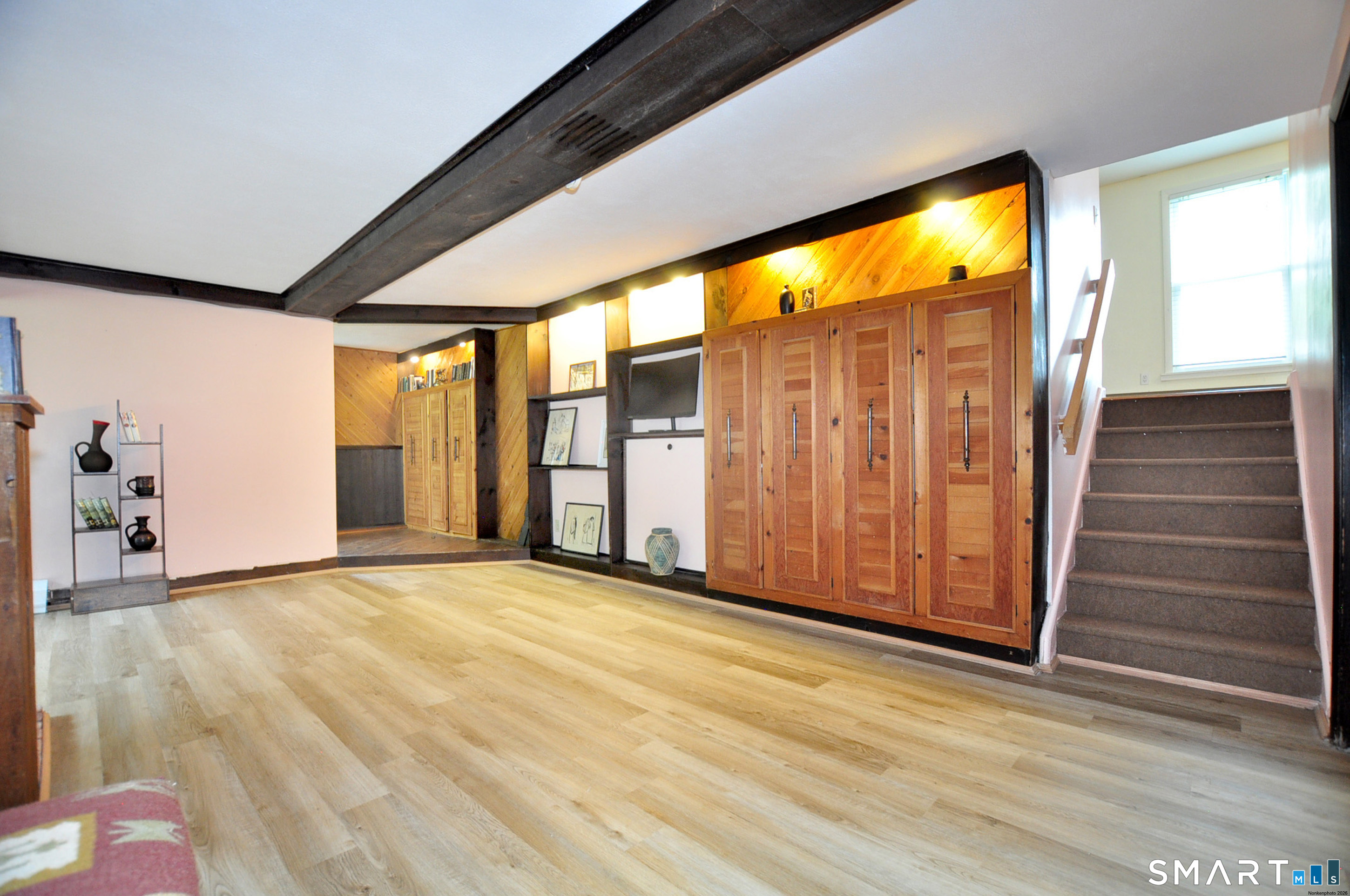 16 Ellen Drive Farmington CT 06032