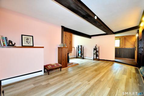 16 Ellen Drive Farmington CT 06032