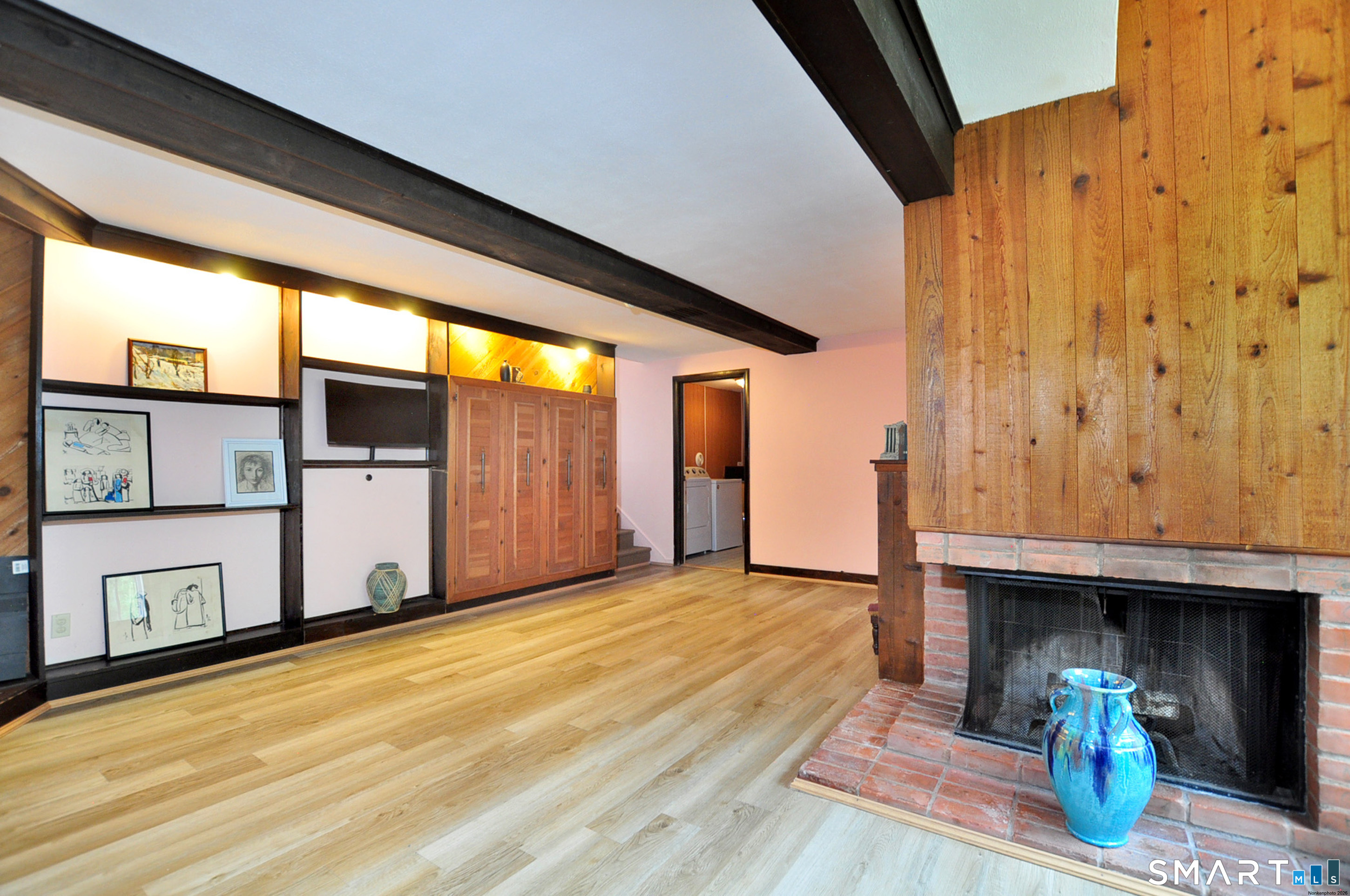 16 Ellen Drive Farmington CT 06032