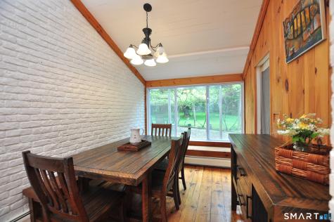 16 Ellen Drive Farmington CT 06032