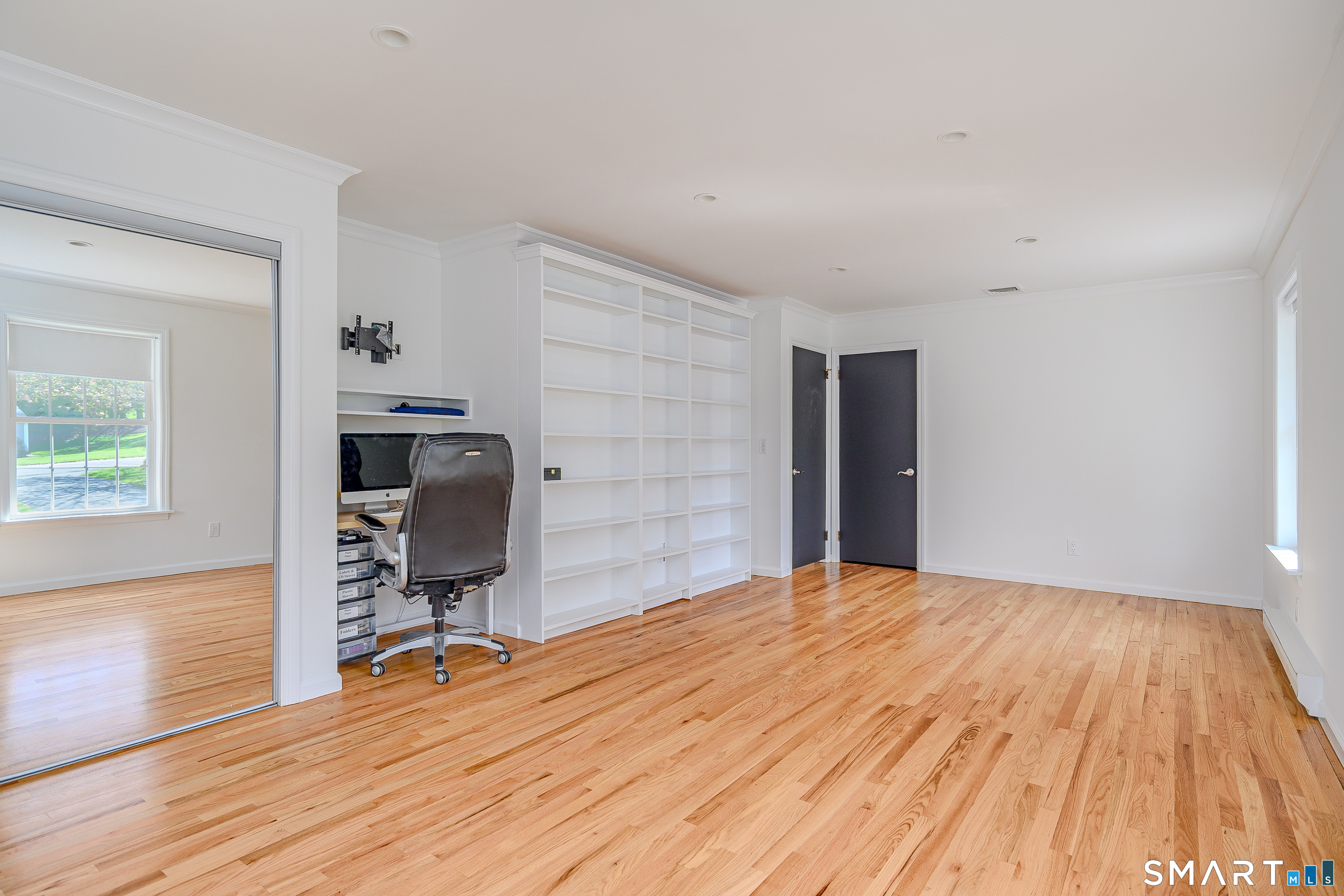 18 Fleetwood Drive New Fairfield CT 06812