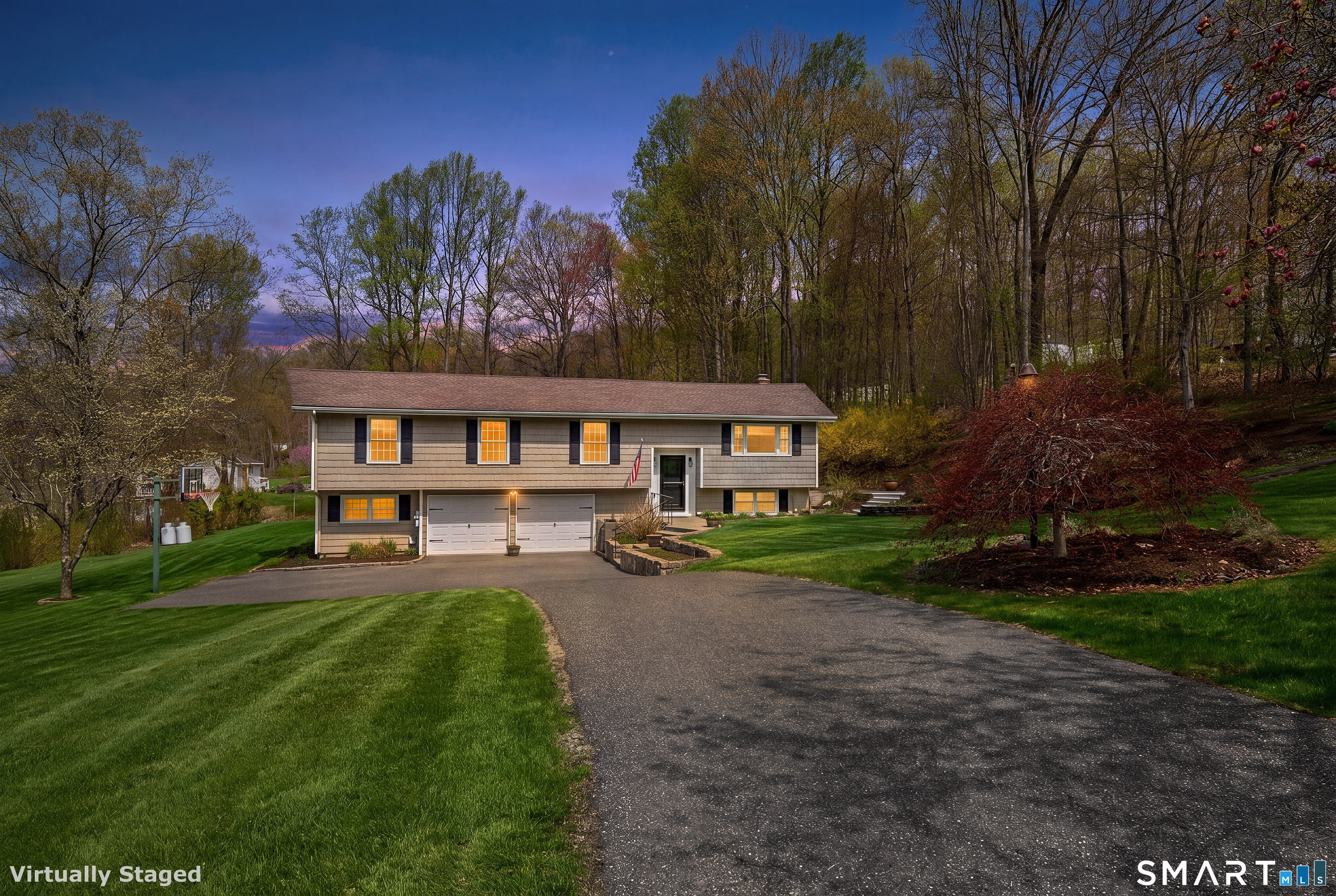 18 Fleetwood Drive New Fairfield CT 06812