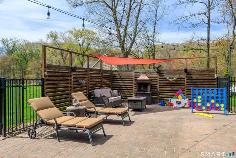 18 Fleetwood Drive New Fairfield CT 06812