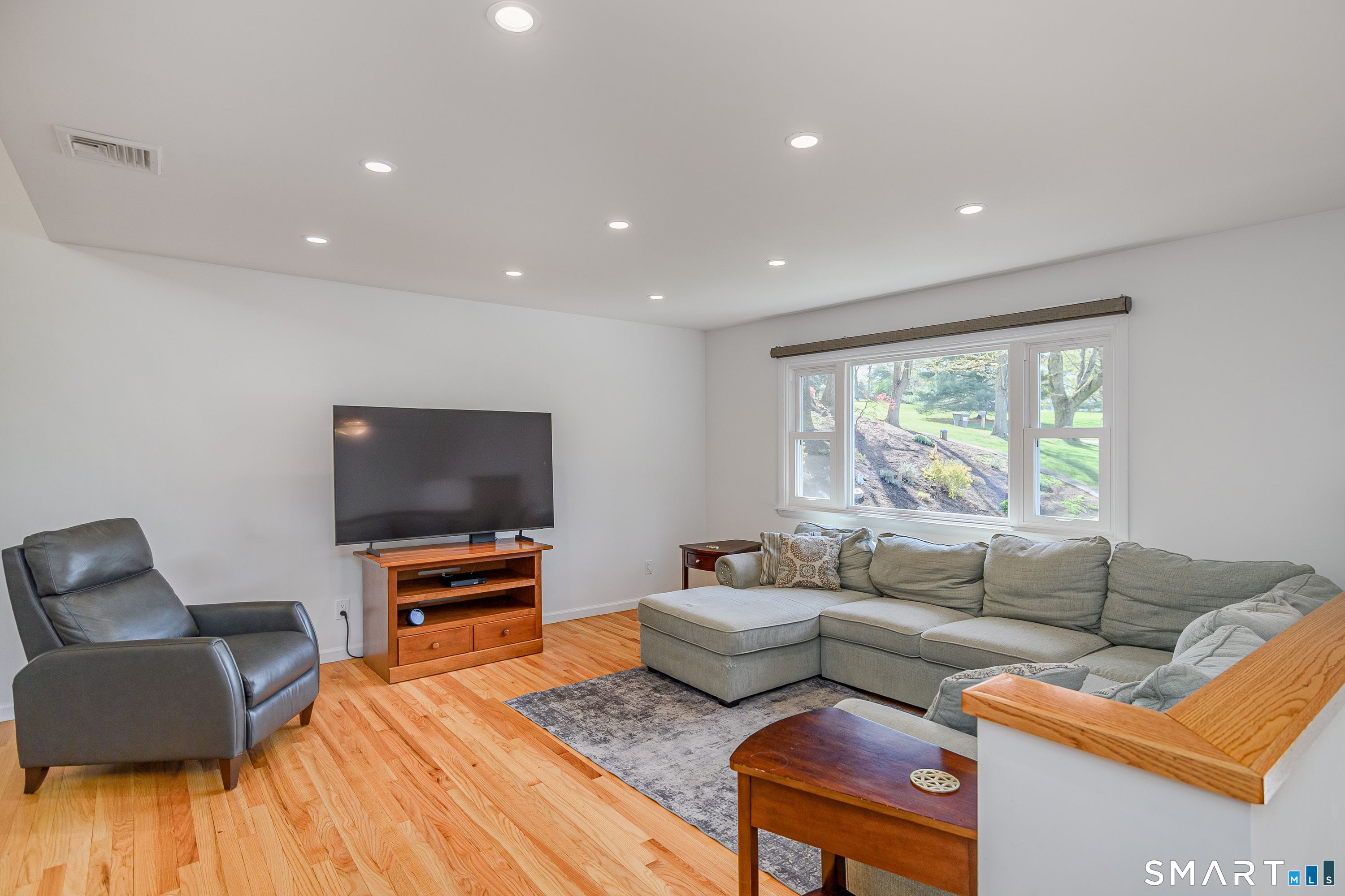 18 Fleetwood Drive New Fairfield CT 06812