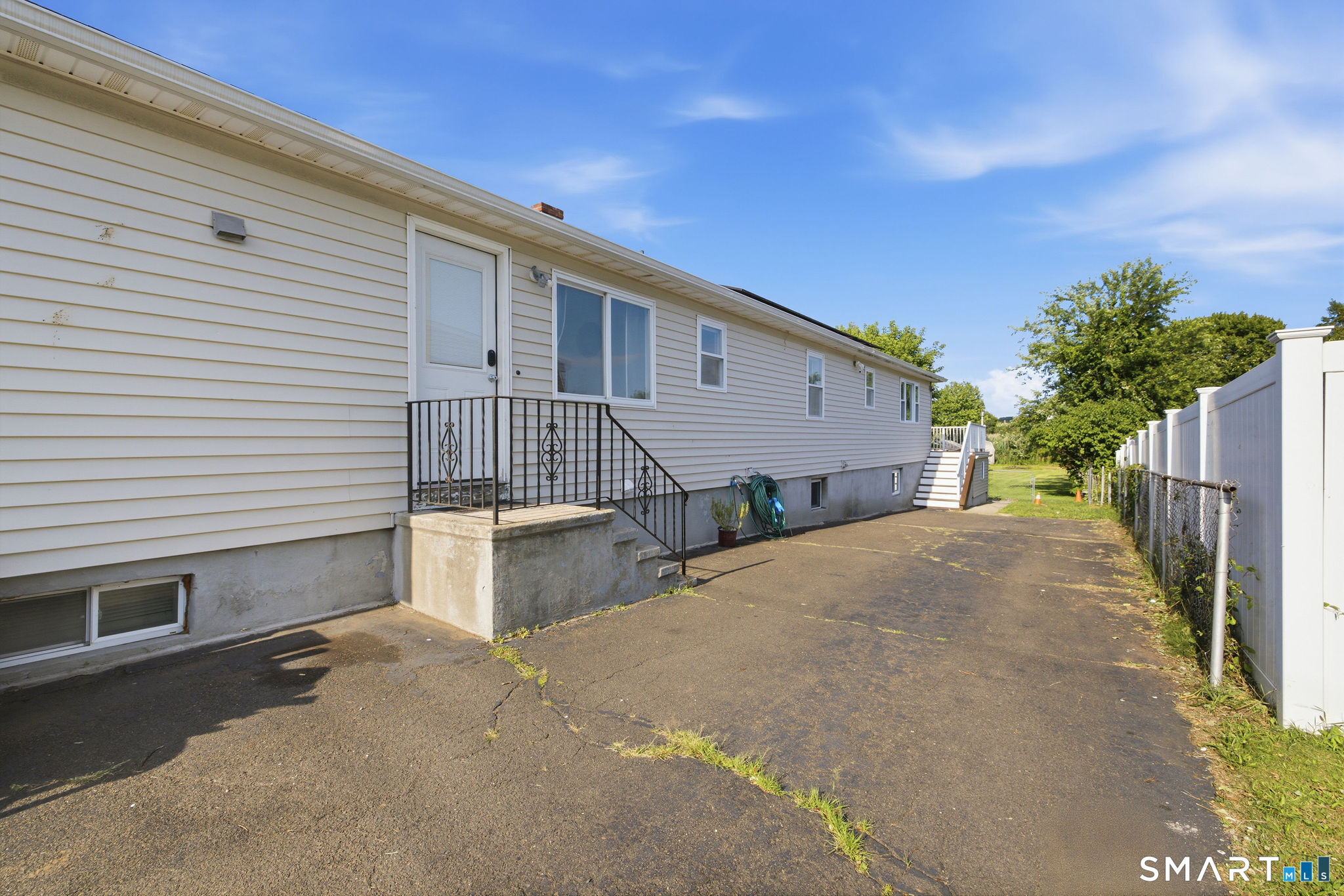 83 Prospect Pl Extension East Haven CT 06512