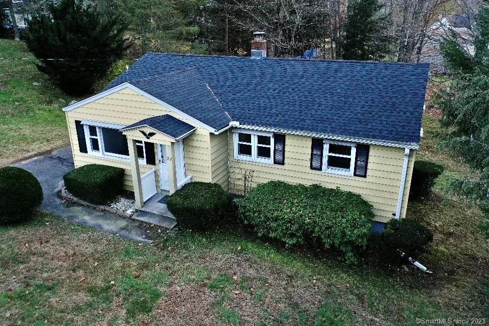 22 Bunting Road Seymour CT 06483