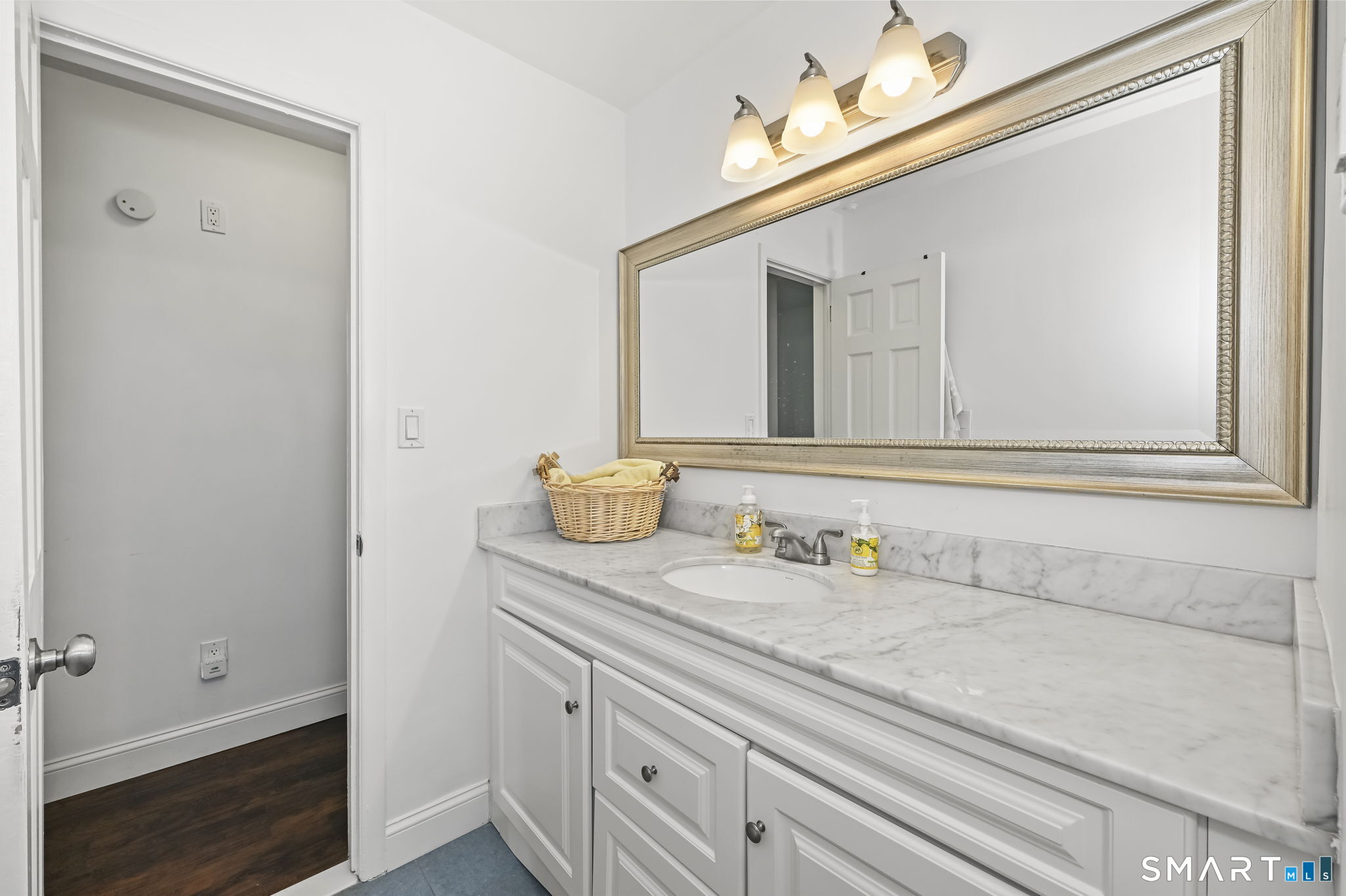 4 Dairy Farm Road Norwalk CT 06851
