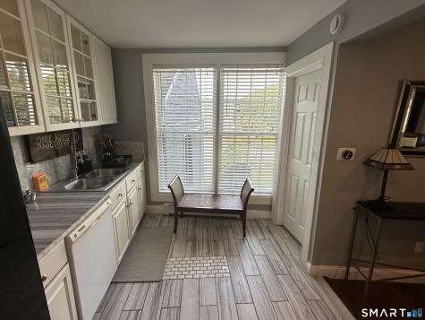 383 Fiske Avenue Bridgeport CT 06606