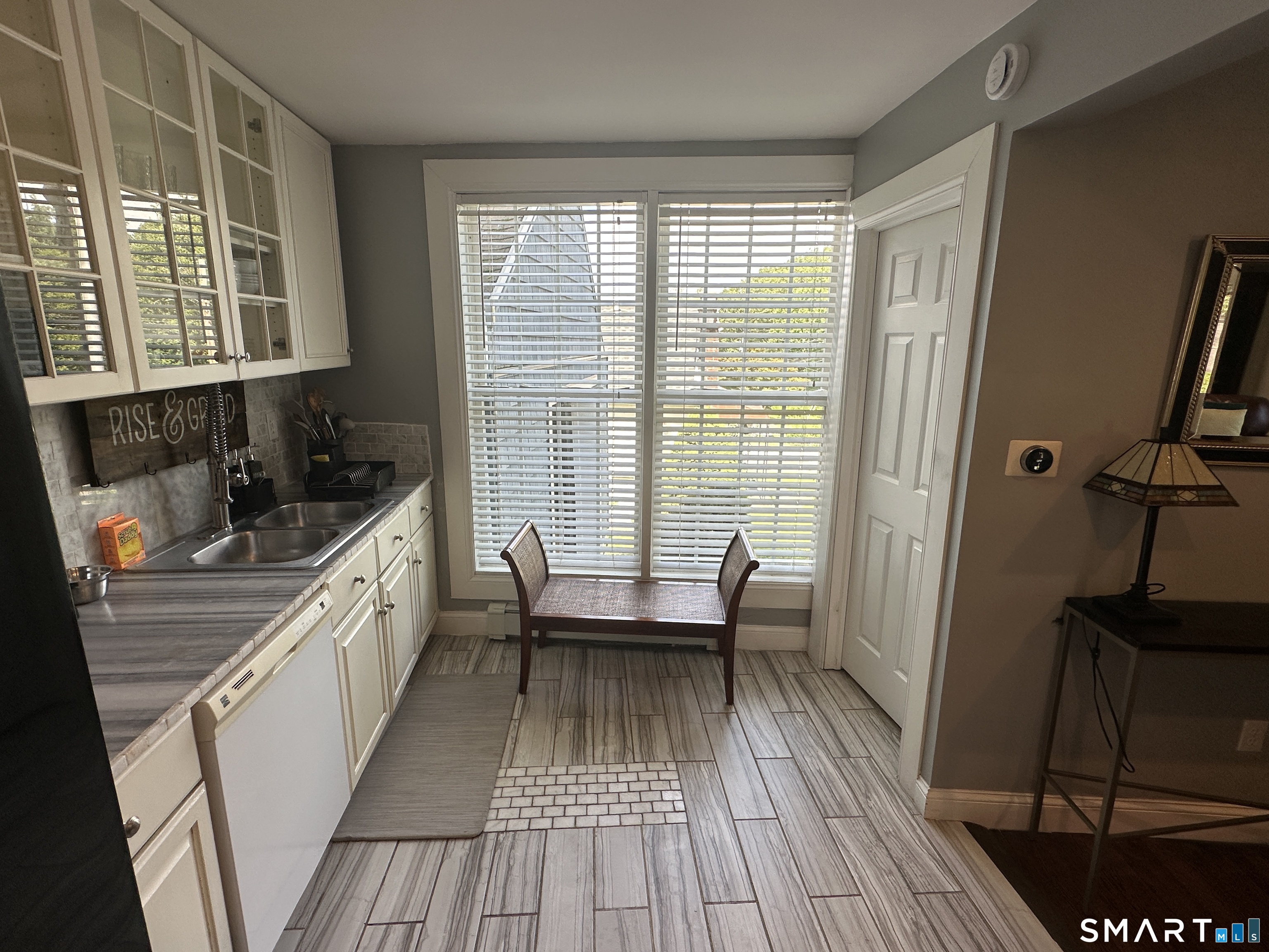 383 Fiske Avenue Bridgeport CT 06606