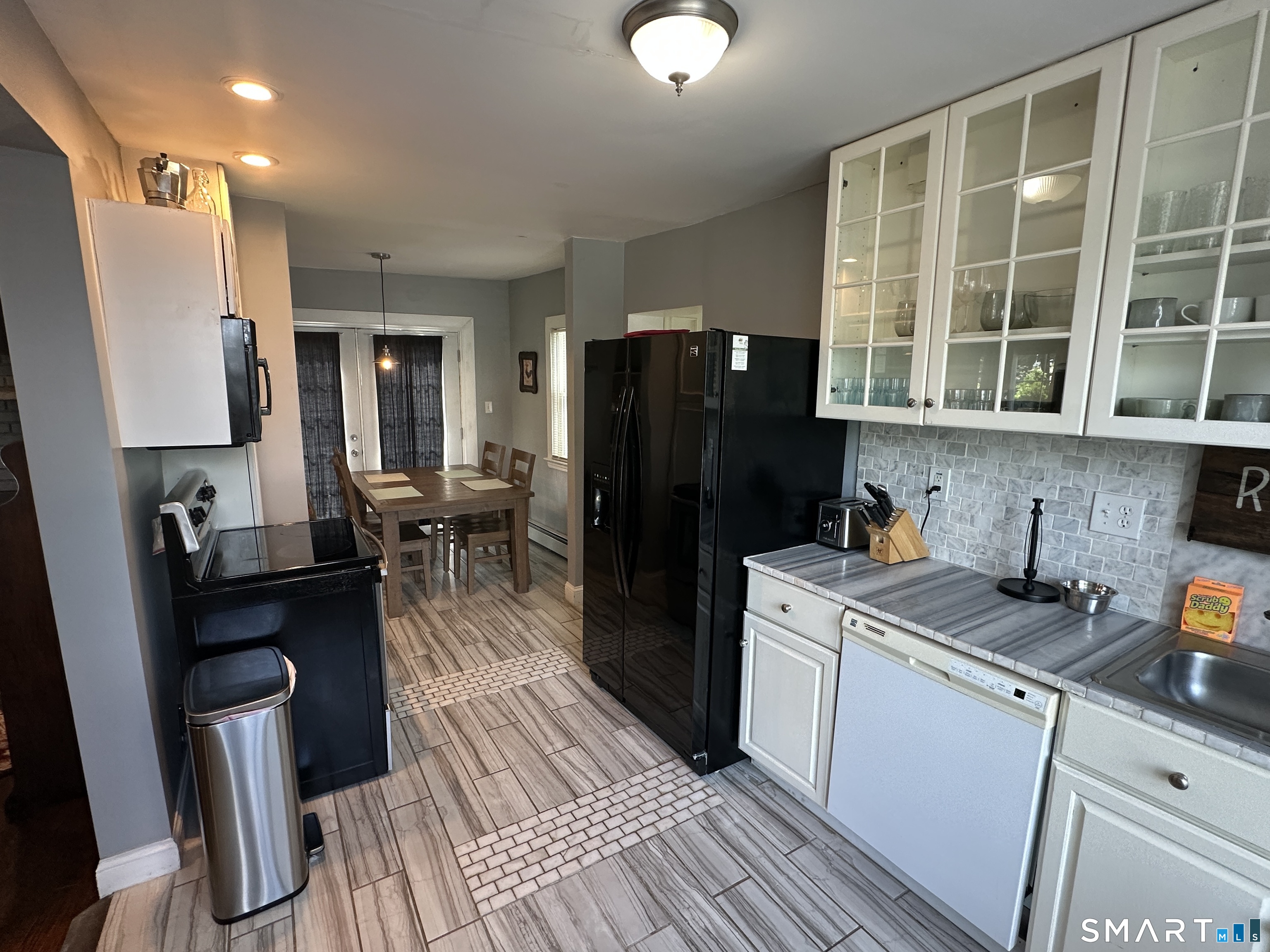 383 Fiske Avenue Bridgeport CT 06606