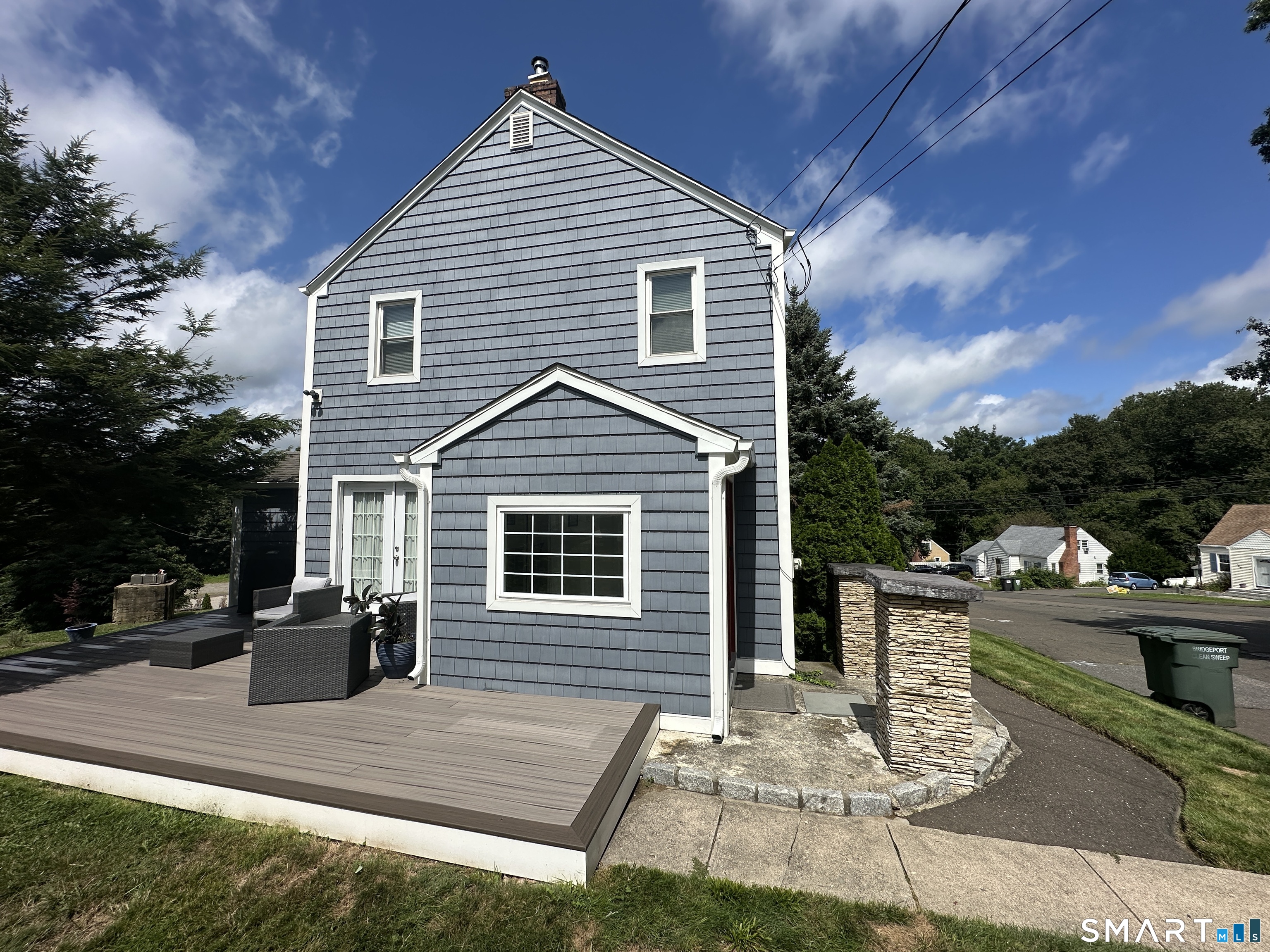 383 Fiske Avenue Bridgeport CT 06606