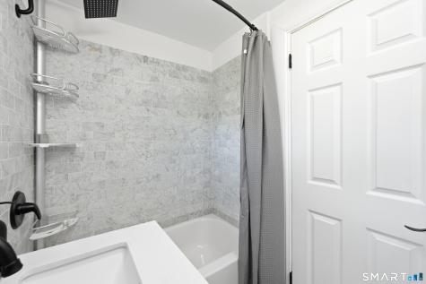 383 Fiske Avenue Bridgeport CT 06606