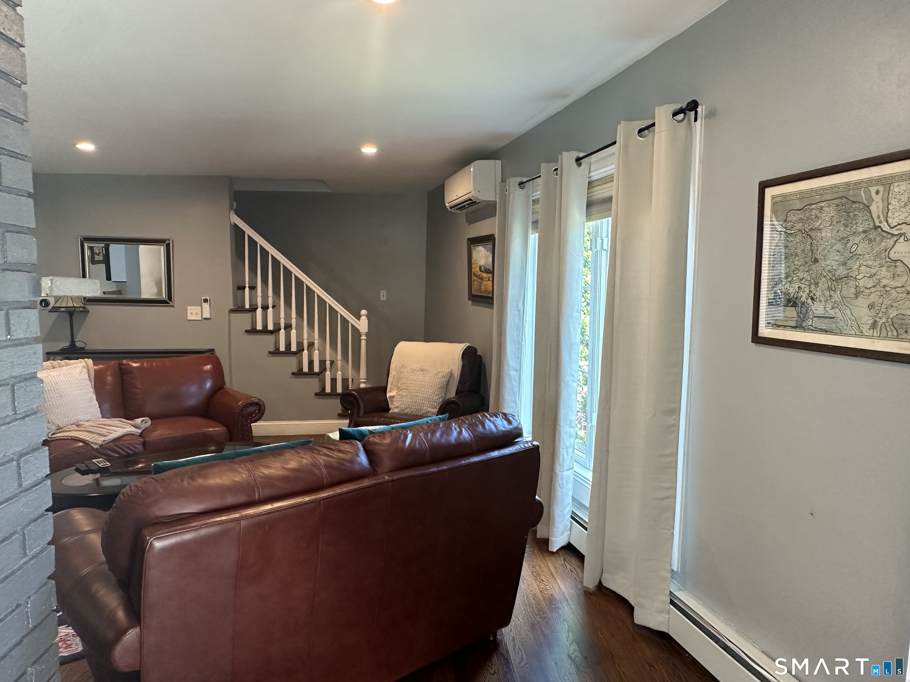 383 Fiske Avenue Bridgeport CT 06606