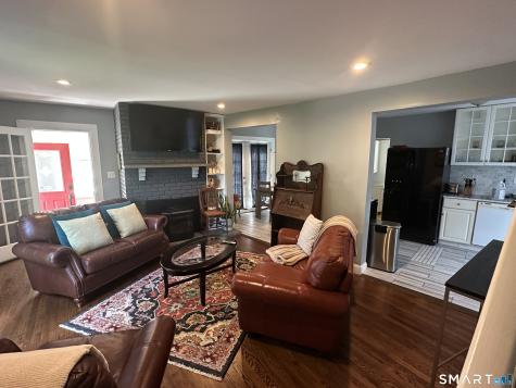 383 Fiske Avenue Bridgeport CT 06606