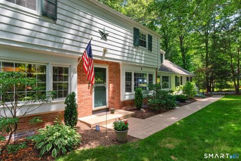 6 Eastview Drive Simsbury CT 06070