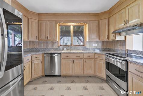 1240 Monroe Turnpike Monroe CT 06468
