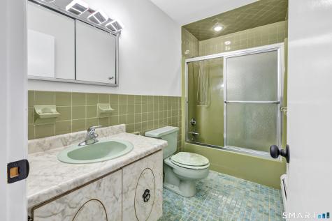 1240 Monroe Turnpike Monroe CT 06468