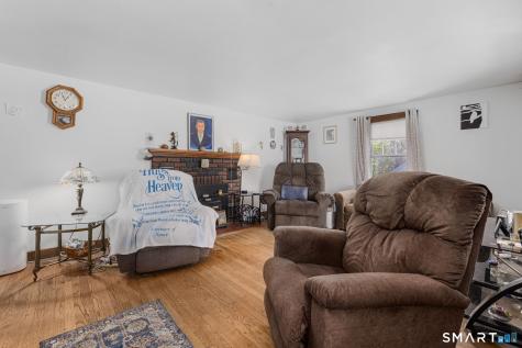 11 Poulin Drive Thompson CT 06277