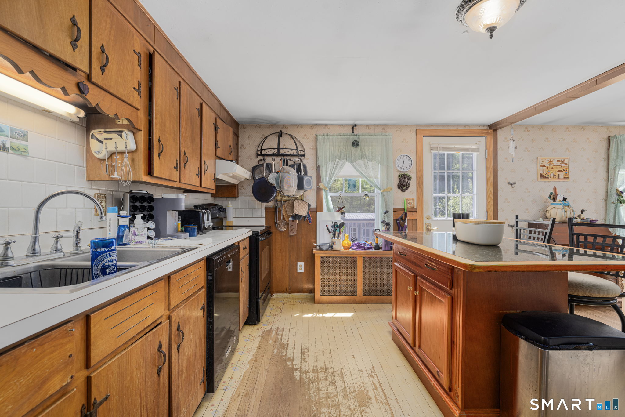 11 Poulin Drive Thompson CT 06277